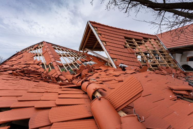 Warning Signs Your Roof Needs to Be Replaced or Repaired in Chesapeake, VA